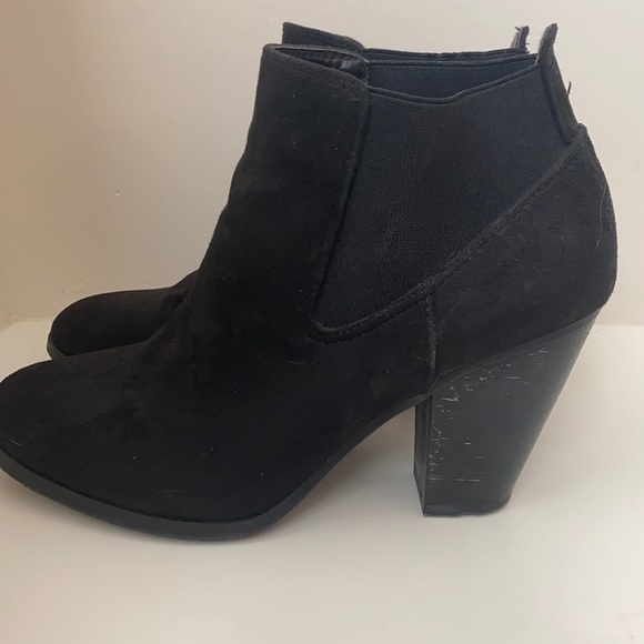 Call it spring ankle boots - Picture 2 of 7